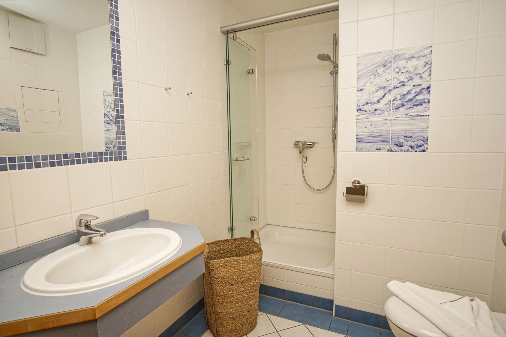 Ferienwohnung Mit Traumhaftem Meerblick - Haus Am Meer Fewo 07 Lohme Exterior photo
